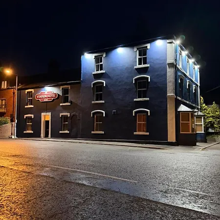 Hotel The Station And Sports Bar *